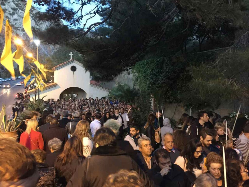 Παλλαϊκό προσκύνημα στο Σεληνάρι