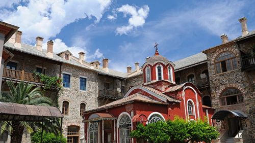 Афон начал требовать от паломников с Украины справки о принадлежности к УПЦ