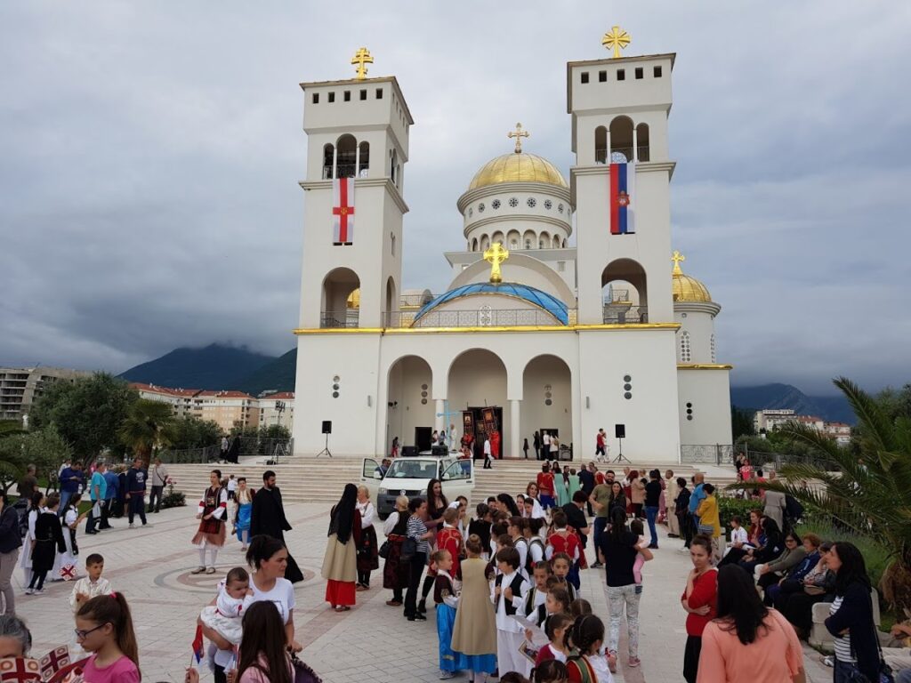 Литија Светог Јована Владимира у Бару