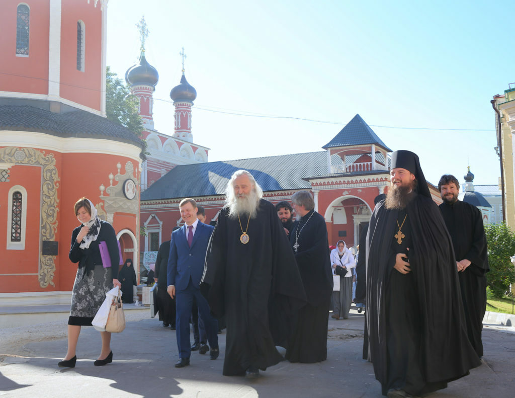 Архиепископ Феогност совершил Литургию в Высоко-Петровском монастыре