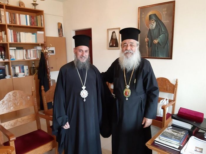 BISHOP OF GREEK CHURCH RECEIVES NEW GREEK BISHOP OF UKRAINIAN SCHISMATIC CHURCH