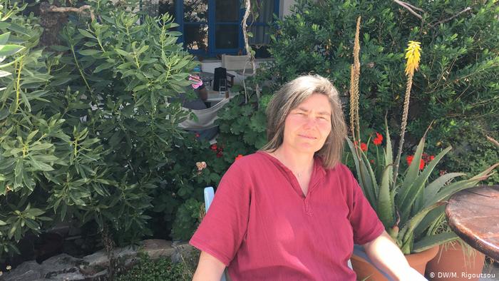 Η Γερμανίδα που βαπτίστηκε Ορθόδοξη και ψέλνει σε εκκλησίες