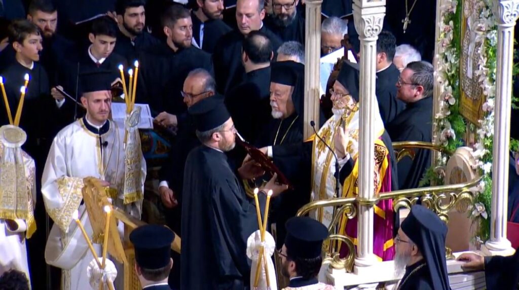 ΑΠΟΣΤΟΛΗ ΣΤΗ ΝΕΑ ΥΟΡΚΗ: Παρακολουθήστε LIVE την τελετή ενθρόνισης του νέου Αρχιεπισκόπου Αμερικής