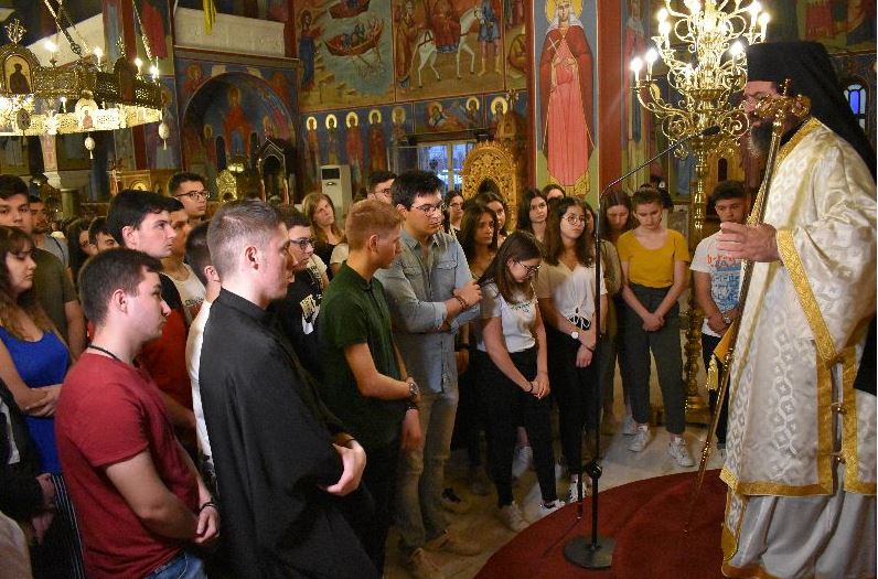 Ο Μητρ.Μαρωνείας κοντά στους μαθητές