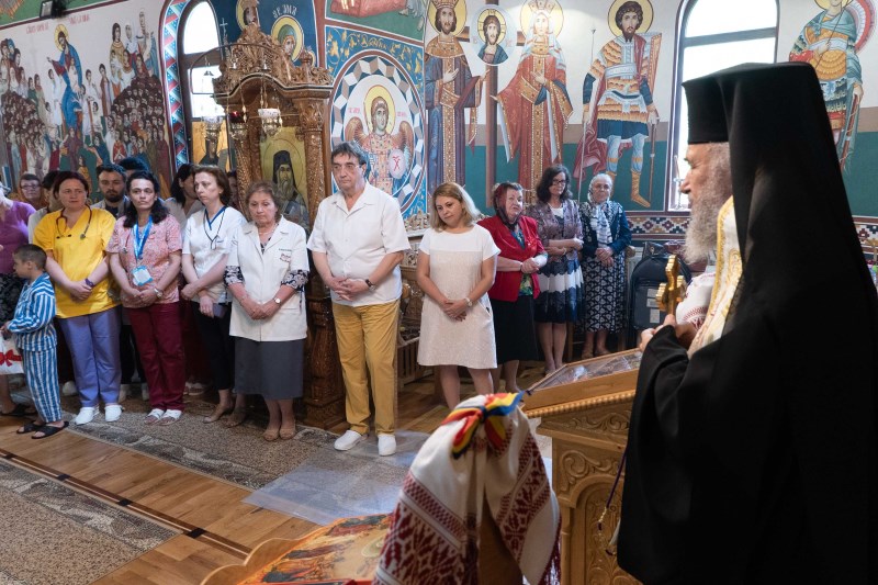 De Sfântul doctor Luca al Crimeii, Arhiepiscopul Casian a vizitat pacienții Spitalului de copii din Galaţi