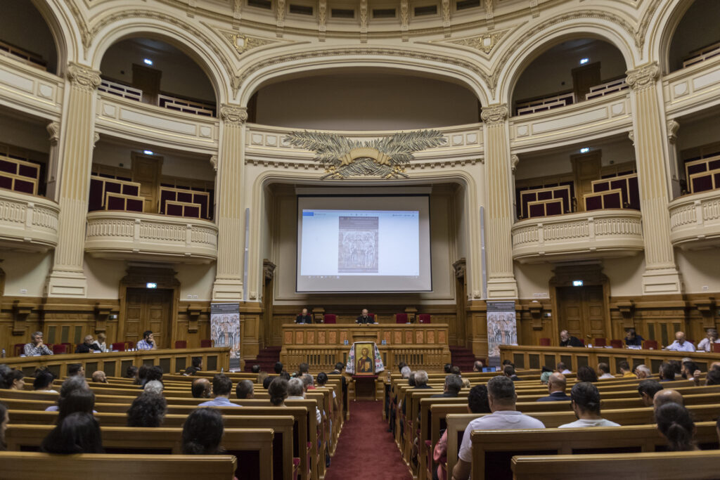 Patriarhul îndeamnă la mobilizare pentru salvarea satului românesc