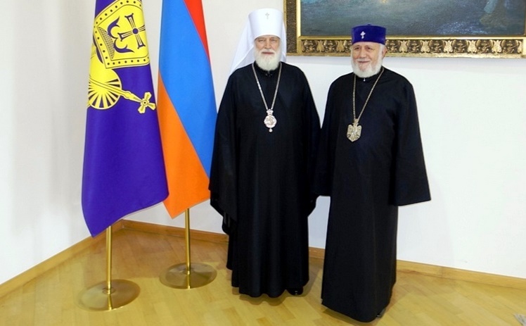 Supreme Patriarch and Catholicos of All Armenians meets with Patriarchal Exarch for All Belarus