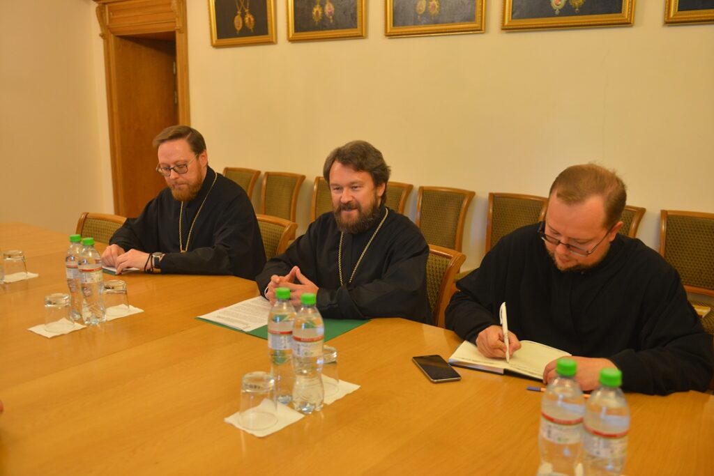 Председатель ОВЦС встретился с заместителем главы Правительства Венгрии