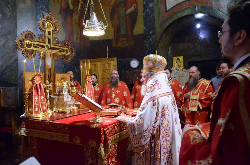 Sfinţii sunt oamenii care şi-au împlinit cu adevărat menirea – Episcopul vicar Varlaam Ploieşteanul