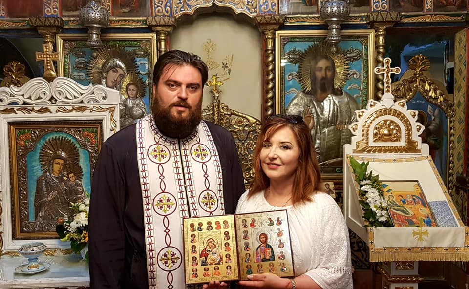 Soprană de renume mondial s-a rugat într-o biserică din Bucureşti