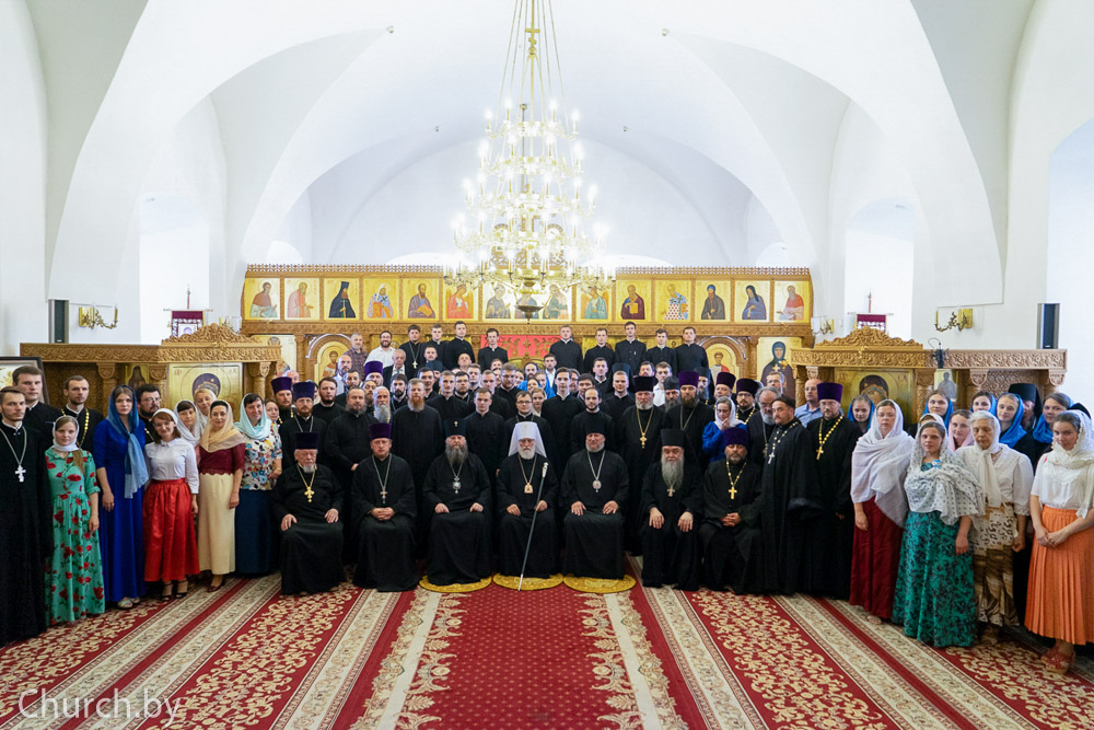Митрополит Павел возглавил выпускные торжества Минской духовной семинарии