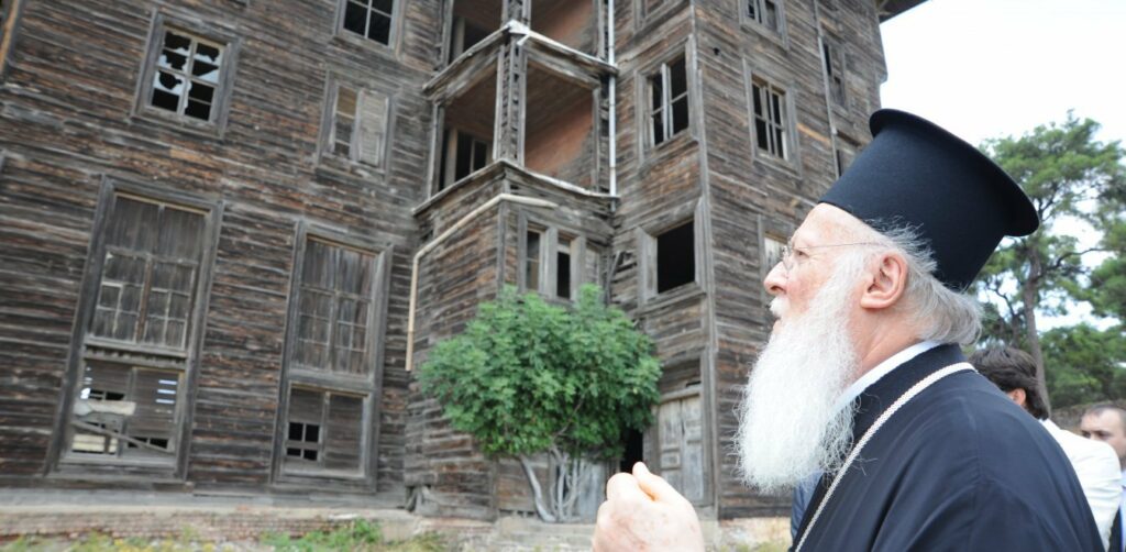 Κραυγή αγωνίας για το στολίδι της Πριγκήπου