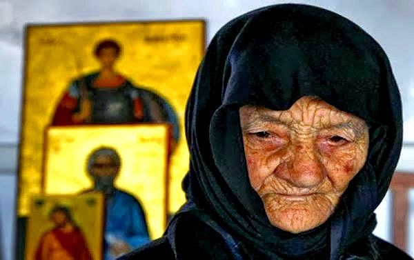 “Απόκτησε ένα εξώγαμο παιδί λίγο μετά τον πόλεμο και την θεωρούσαν πόρνη”