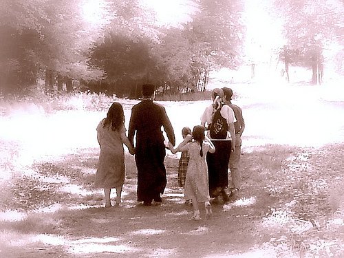 “Συμμετέχοντας στην Ιεροσύνη του συζύγου μας και στο σταυρό του παπά μας, αγωνιζόμαστε να γίνομαι άγιες”