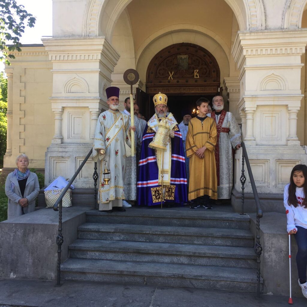 Дочек моштију Светог Јована Максимовича