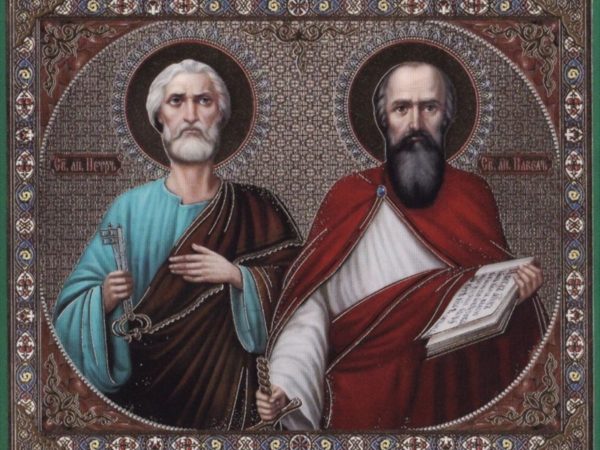 Православные отмечают начало Петрова поста