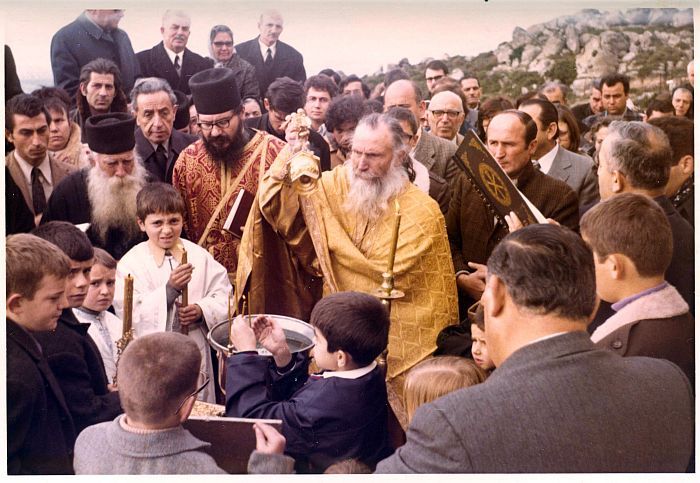 “Παιδί μου, δεν έχεις εξομολογηθεί όλες τις αμαρτίες· γι αυτό δεν ανοίγει”