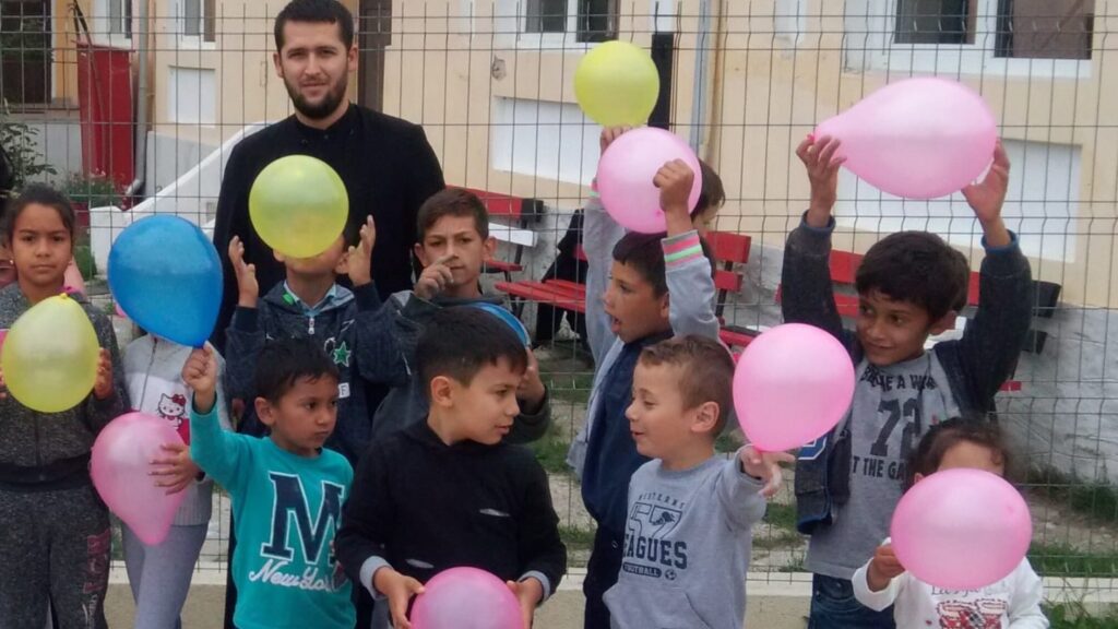 Arhiepiscopia Râmnicului: 4 ani de misiune în comunitățile rome