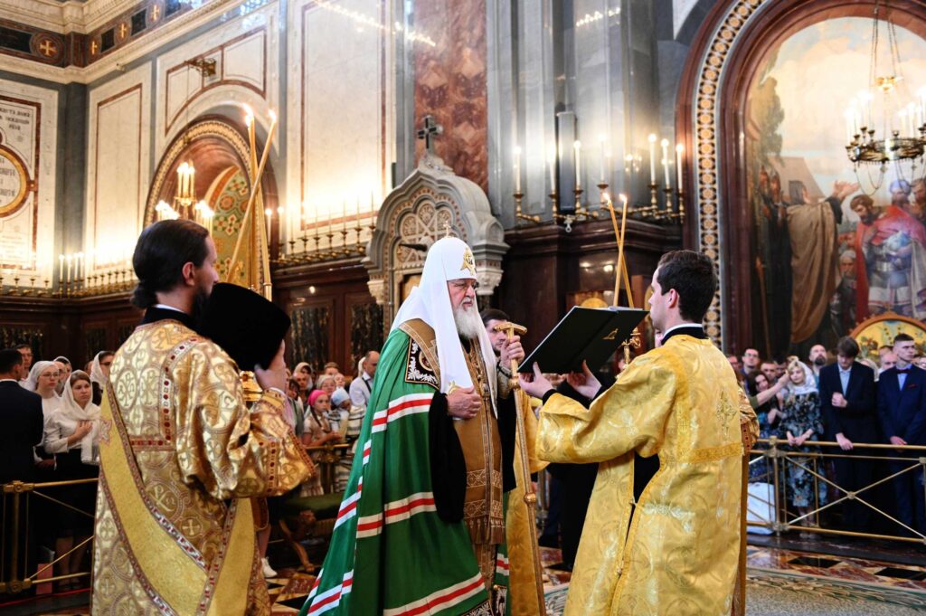 Святейший Патриарх Кирилл напутствовал выпускников православных школ и гимназий г. Москвы