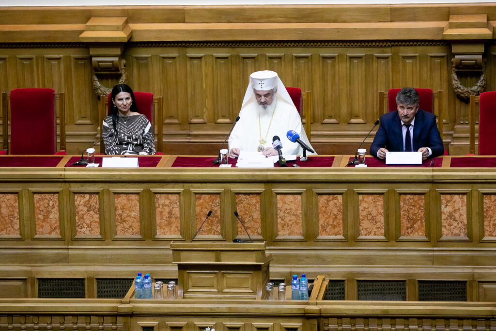 Știința medicală și spiritualitatea creștină caută soluții comune pentru „Credință și sănătate în satul românesc”