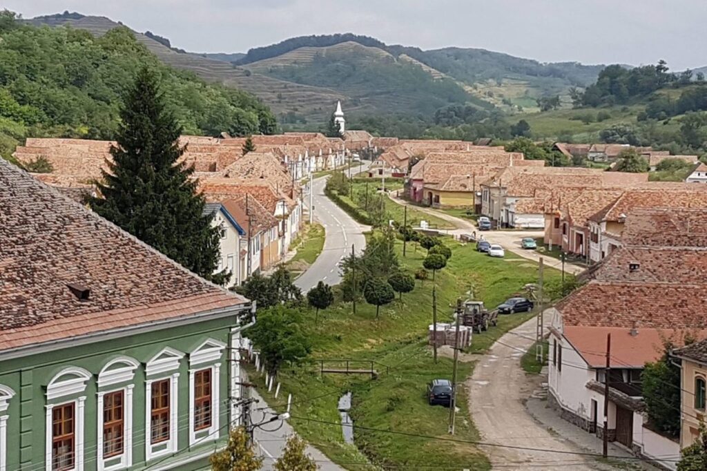 Satul Richiş i-a cucerit pe străini: „Am o viaţă mult mai bună decât în Germania”