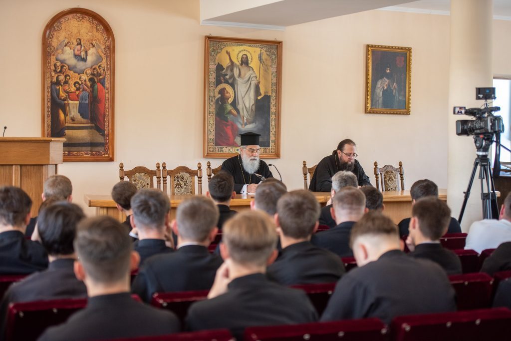 Иерарх Иерусалимской Православной Церкви выступил с лекцией в Киевской духовной академии