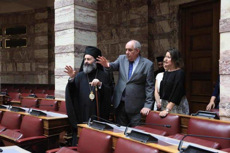 O νέος Αρχιεπίσκοπος Αυστραλίας στη Βουλή των Ελλήνων