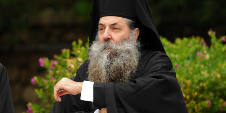 ΤΙΜΙΑ ΖΩΝΗ – ΚΟΡΙΝΘΟΣ – 29/06: Πολυαρχιερατικό Συλλείτουργο προεξάρχοντος του Πειραιώς Σεραφείμ