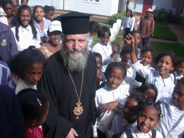 “Ο ιεράρχης ως διάκονος όλων”