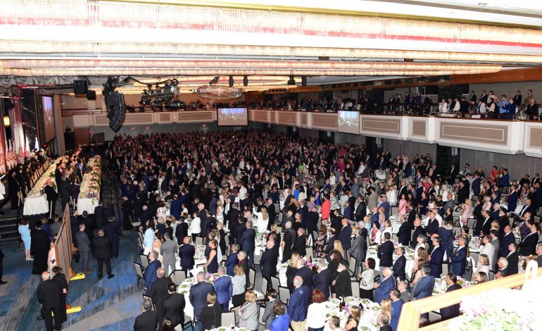 Ομογενείς μιλούν για την τελετή ενθρόνιση του Αρχιεπ. Αμερικής