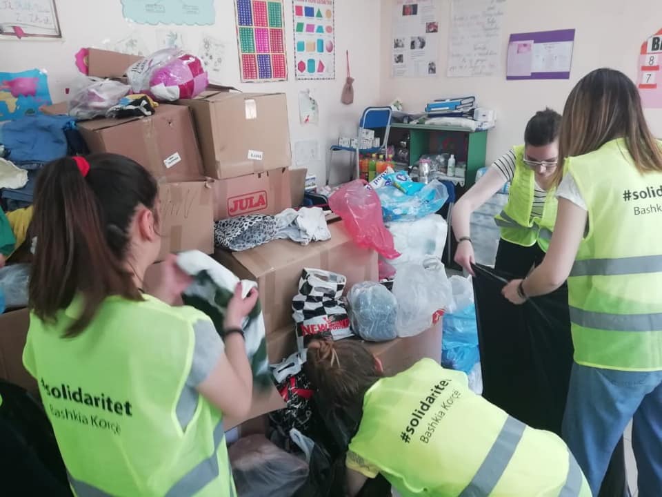 Κοντά στους σεισμόπληκτους η Μητρόπολη Κορυτσάς