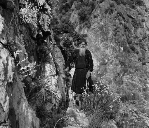 Τι γνωρίζουμε για τους «αόρατους ερημίτες» του Άθωνα