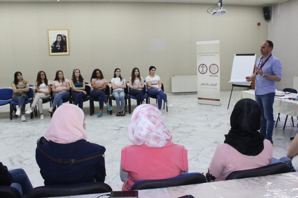 قام فريق الدعم النفسي الاجتماعي في بطريركية أنطاكية وسائر المشرق للروم الأرثوذكس – دائرة العلاقات المسكونية والتنمية – بتنفيذ دورة تدريبية حول دليل تدخلات برنامج رأب الفجوة في الصحة النفسي للاضطرابات النفسية والعصبية واستخدام مواد الإدمان في مواقع تقديم العراية الصحية غير التخصصية، بالتعاون مع الجمعية الخيرية الأرثوذكسية العالمية.