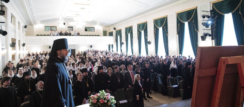 В Московской духовной академии прошел торжественный Выпускной акт, посвященный окончанию 2018-2019 учебного года