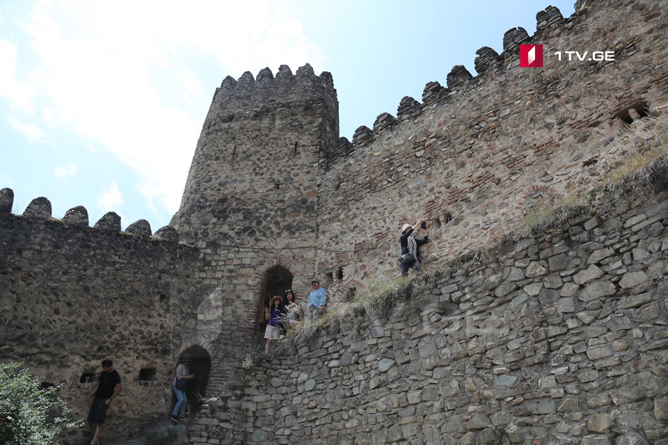 კულტურული მემკვიდრეობის დაცვის სააგენტო – დროებითი ღონისძიებებით ანანურის სამონასტრო კომპლექსის ტერიტორიაზე ვიზიტორთა ჯგუფების უკონტროლო ქმედებები აღიკვეთება