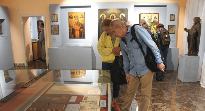 Icoane rare reprezentând pe Sf. Nicolae au fost expuse în muzeul Lacul Alb din Vologda