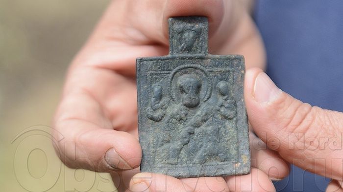 16th century St. Nicholas icon discovered during excavations at Moldovan fortress