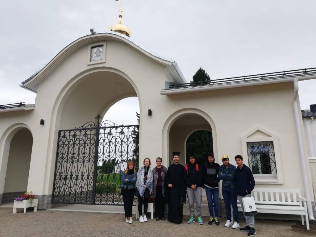 Νέοι της Πόλης στη Χώρα των χιλίων λιμνών