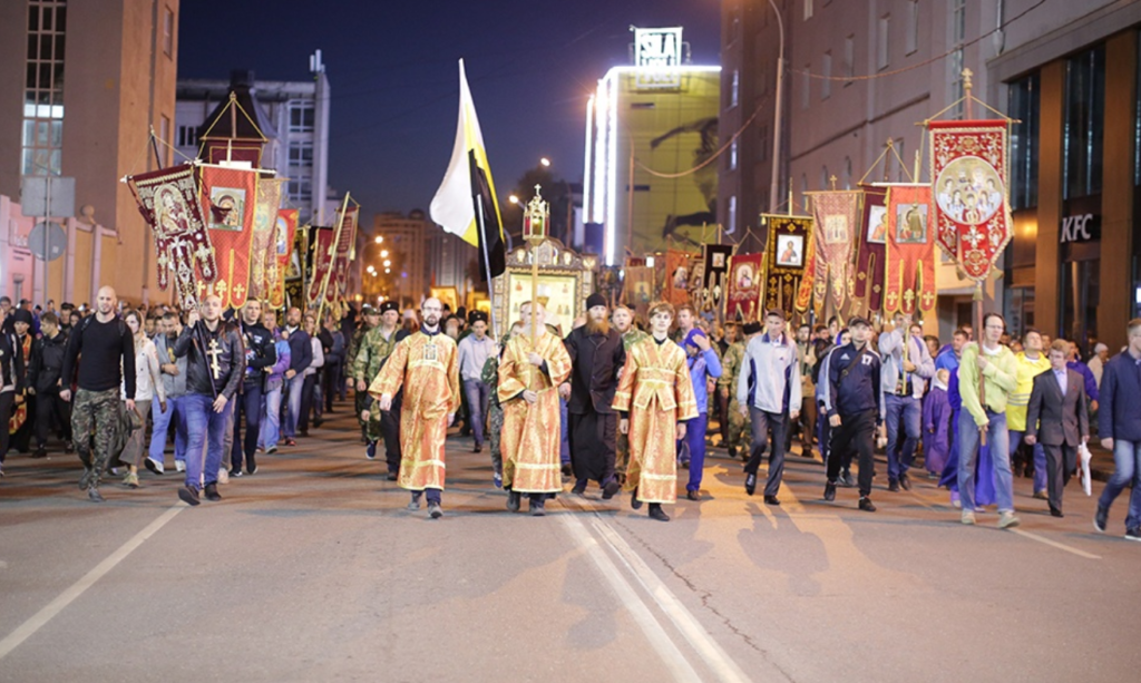 60 тысяч человек приняли участие в Царском крестном ходе в Екатеринбурге