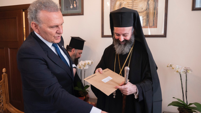 Cyprus ambassador conveys congratulatory letter by island republic’s president to new Archbishop of Australia