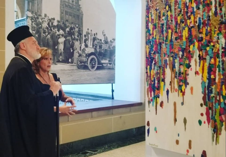 Archbishop Elpidophoros visits Greek-American artist’s exhibition in Washington, DC