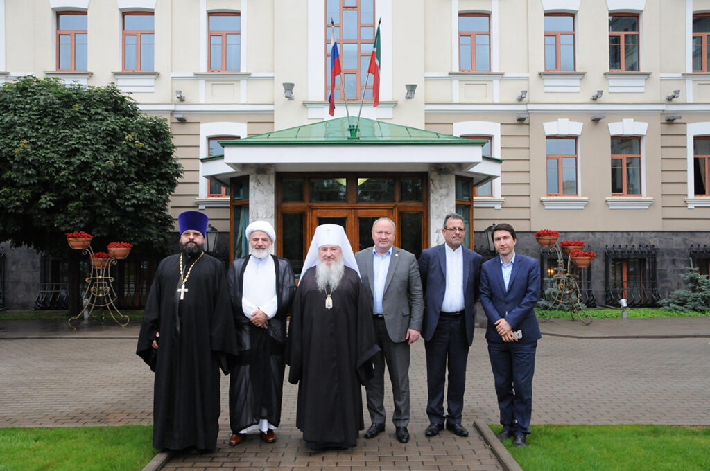 Завершился визит руководителя Центра по диалогу религий и культур Организации по культуре и исламским связям Ирана в Москву