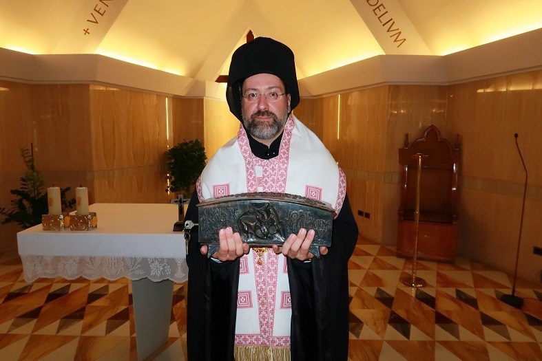 Archbishop Job: “The transfer of the relics of St. Peter from Rome to Constantinople is a prophetic sign.”