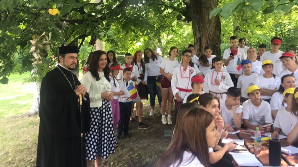 Episcopul Basarabiei de Sud în vizită la Tabăra ARC de la Oglinzi