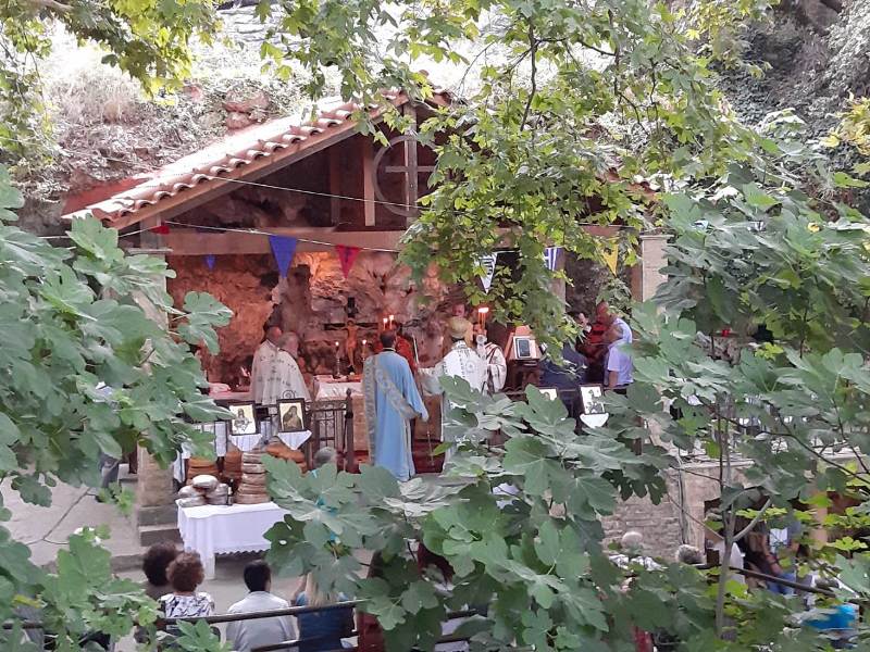 Ο Μητρ. Χαλκίδος Ι. Μονή Οσίας Ειρήνης Χρυσοβαλάντου