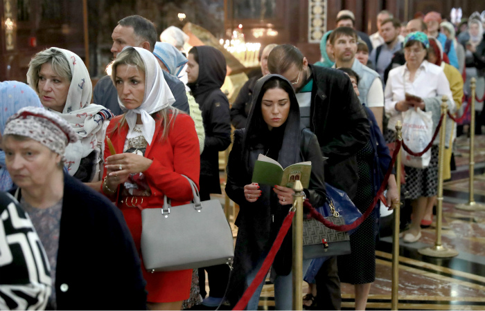 Более 75 тыс. москвичей поклонились мощам Петра и Февронии