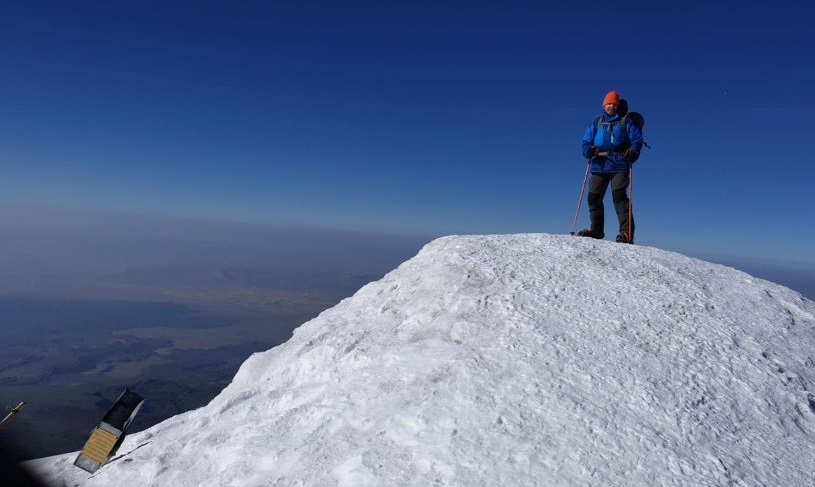 “Η Κιβωτός είναι εκεί, παγιδευμένη στον πάγο…”