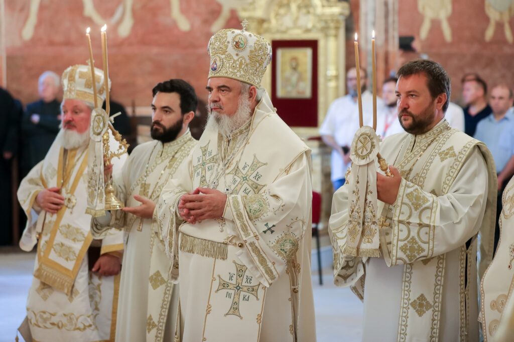 Preafericitul Părinte Patriarh Daniel a slujit de Sf. Ilie la Biserica din ostrovul Mănăstirii Cernica