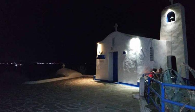 Όαση δροσιάς τα βράδια ο Άγιος Νικόλαος στη Ραφήνα