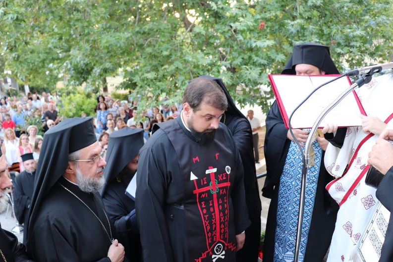 Χειροτονία Διακόνου και κουρά Μοναχού στην Ι.Μ. Χαλκίδος